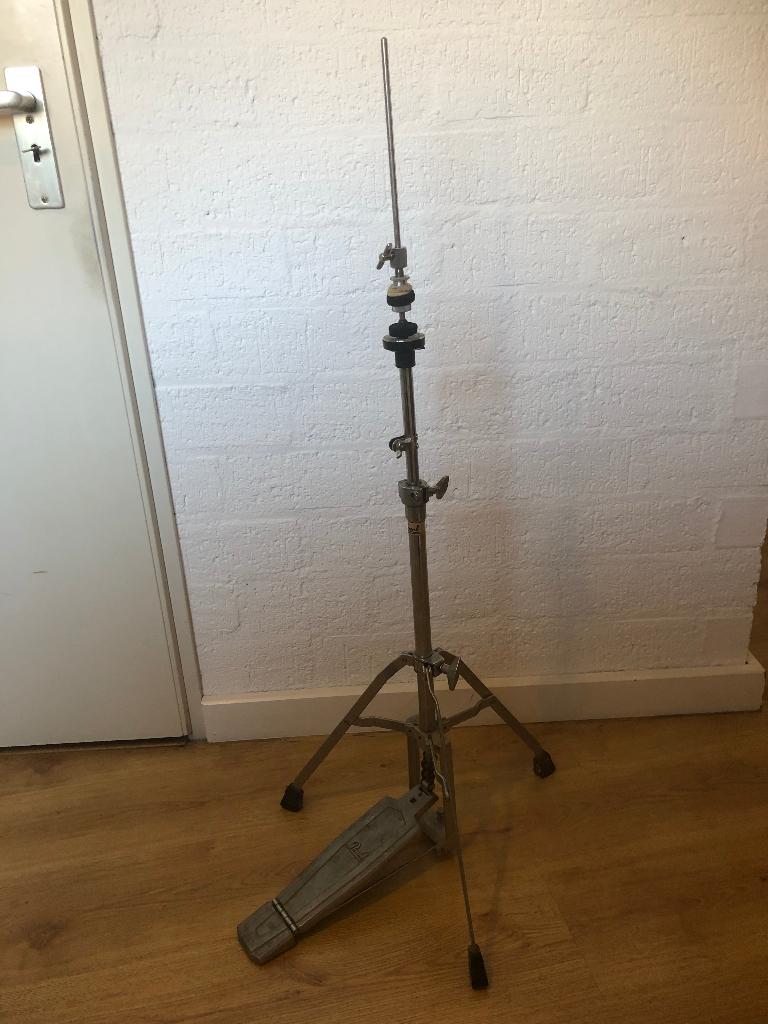 Hi-hat standaard, Bekkenstandaard en base pedaal, Muziek en Instrumenten, Drumstellen en Slagwerk, Ophalen of Verzenden, Gebruikt