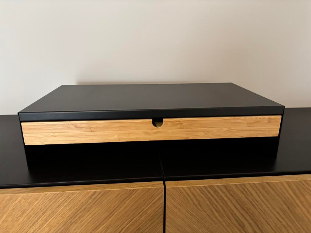 Monitorstandaard Laptopstandaard met lade IKEA Elloven, Computers en Software, Laptopstandaarden, Ophalen, Gebruikt
