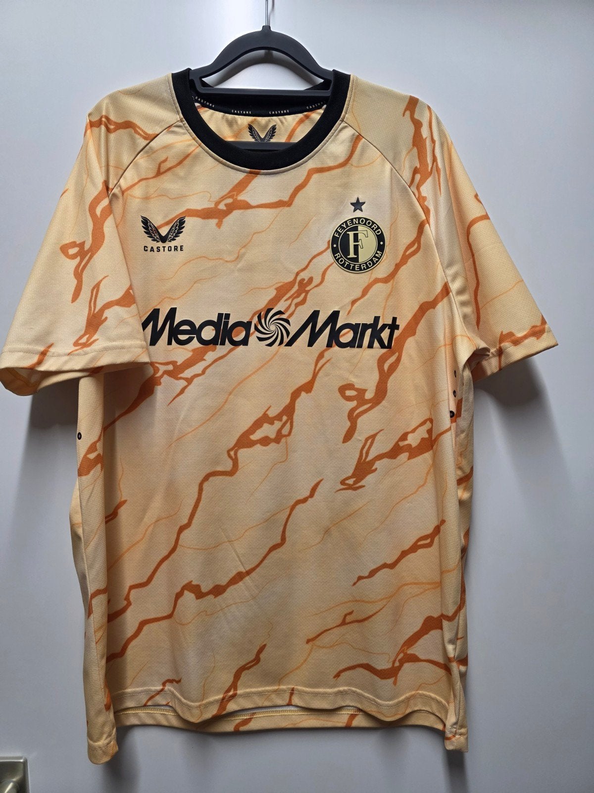 Feyenoord uitshirt 2023/2024 - Nieuwstaat - Maat XL, Kleding | Heren, Sportkleding, Castore, Oranje, Ophalen of Verzenden, Voetbal