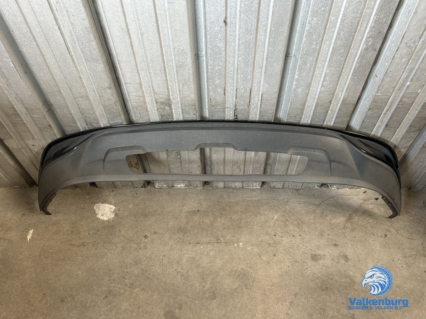 Originele Audi Q8 SQ8 4M8 Achter bumper Trim 4M8807521 Y9T