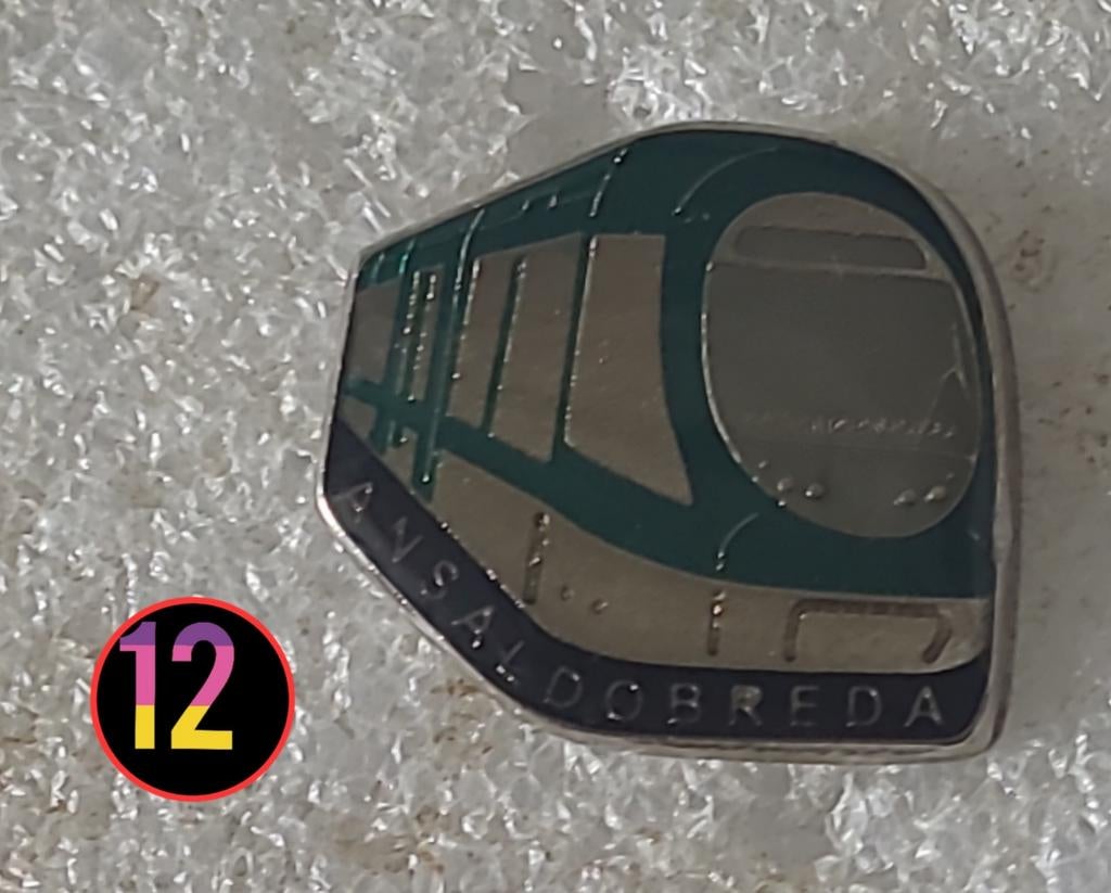 Pin AnsaldoBreda Trein - Vintage pin, Verzenden, Gebruikt, Transport, Speldje of Pin