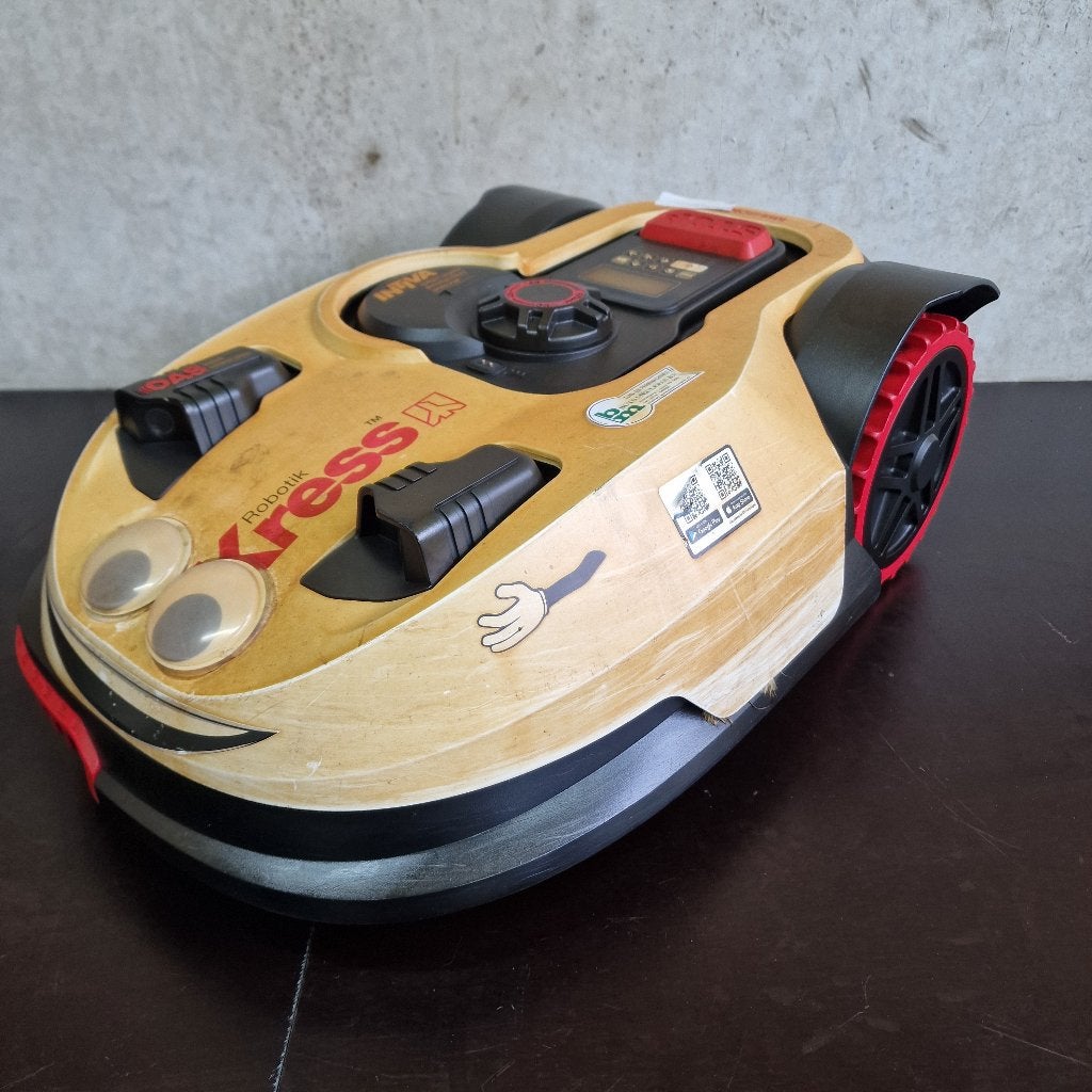 Kress KR122E 2200m2 Robotmaaier bedraad - gebruikt, Kress, Cirkelmaaier, Gebruikt, Elektrische starter