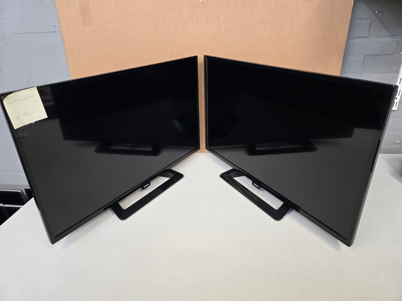Philips 32" Monitor / TV  (LED TV) Philips 32PHK4100/12