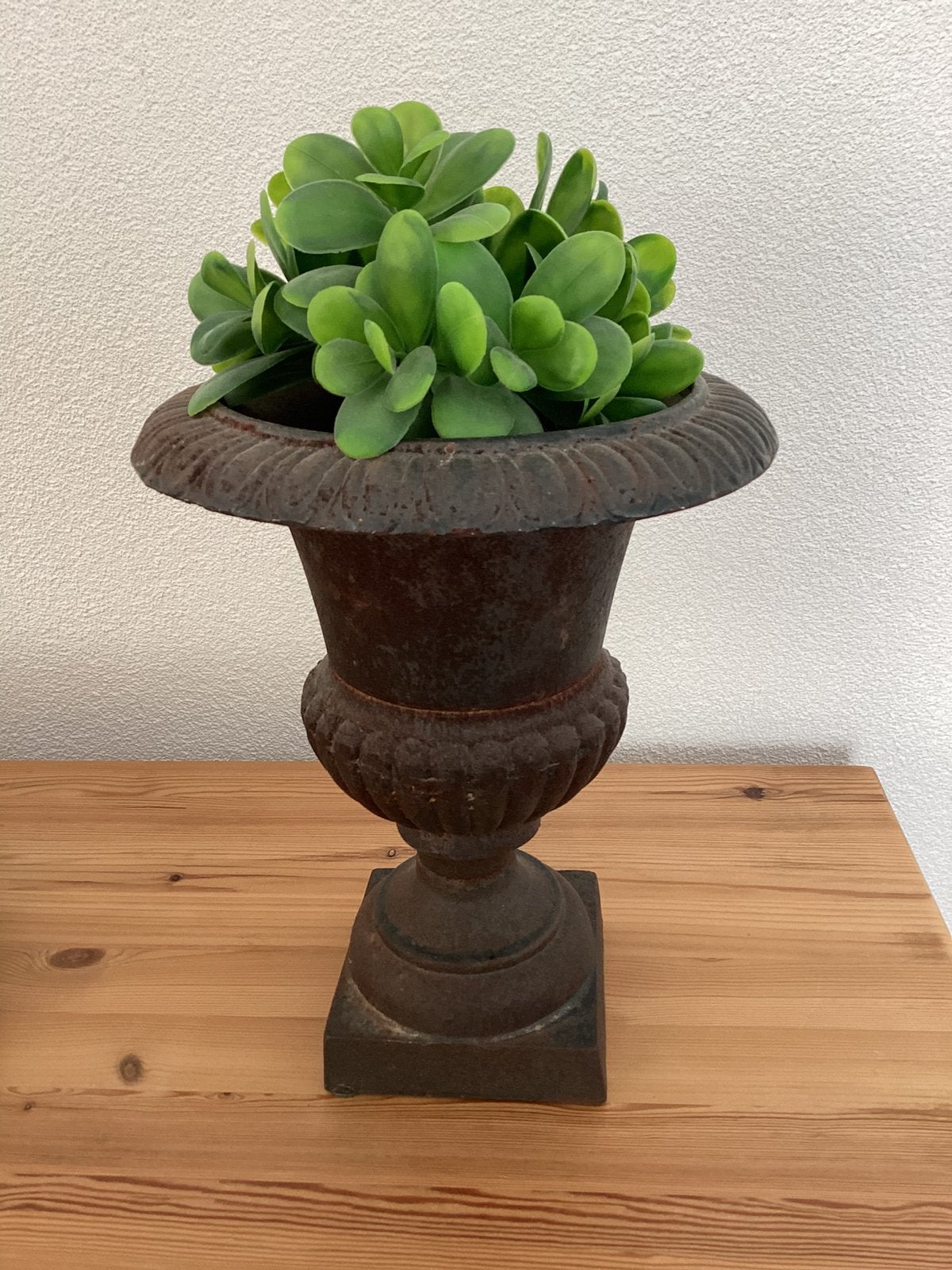 Brocante Gietijzeren tuinvazen, Ophalen, Zo goed als nieuw