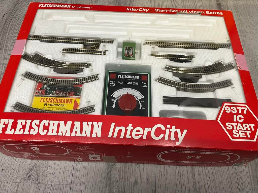 Fleischmann N Piccolo Startset 9377,zonder rollend materiaal, Treinset, Gelijkstroom, Fleischmann, Ophalen of Verzenden