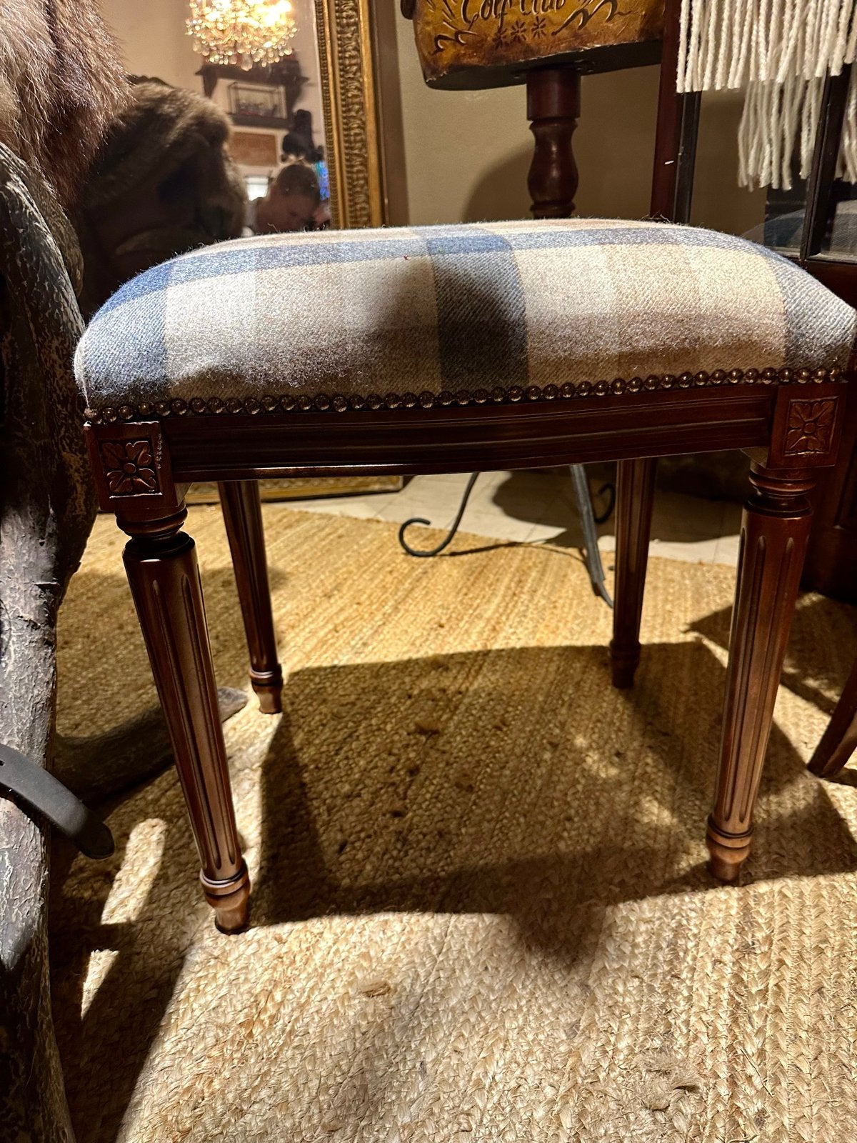 Prachtige engekse footstool in tweed 100% wool, Ophalen