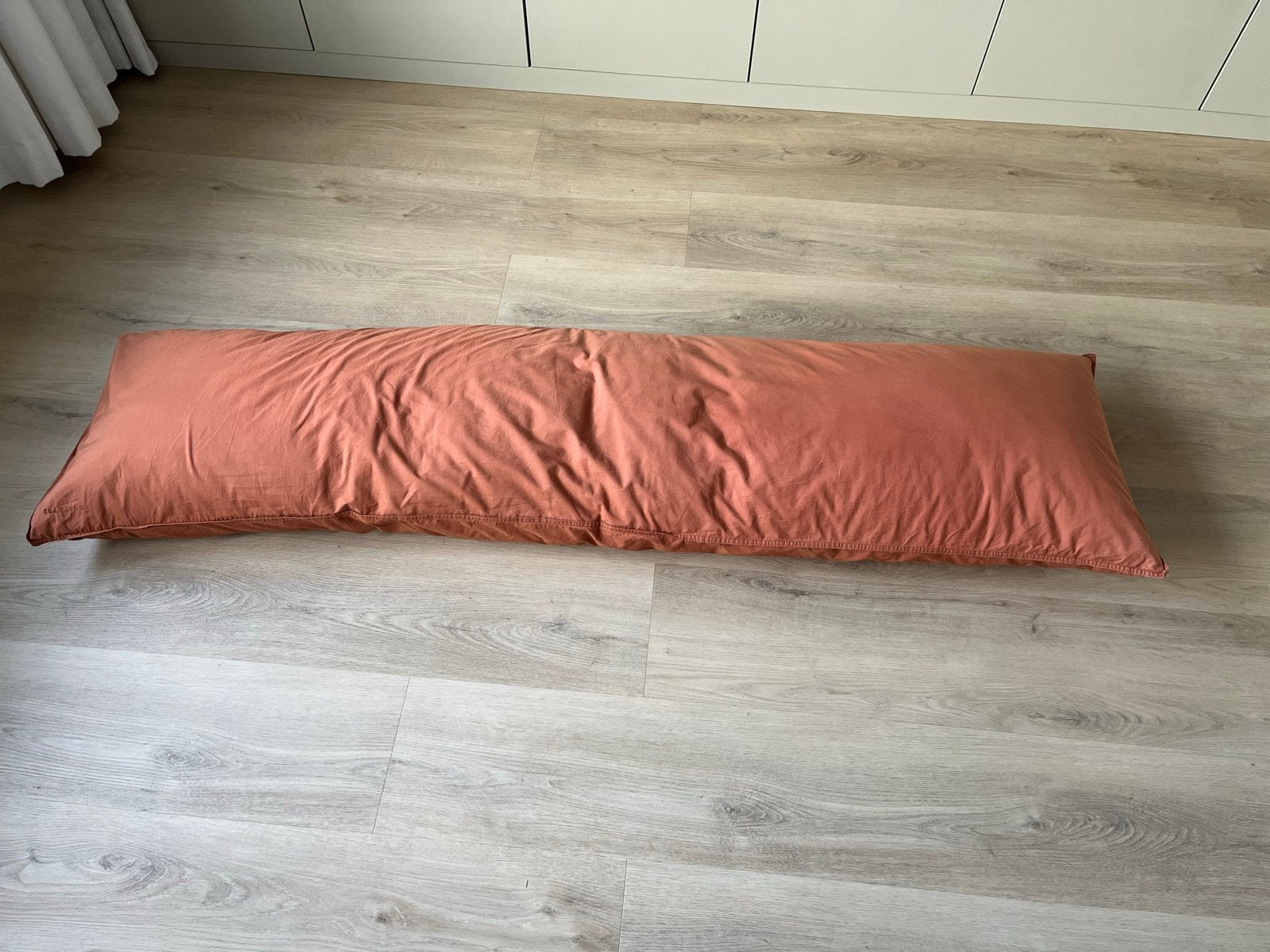 BedMATE Suite107 kussensloop 40x180, Ophalen of Verzenden, Nieuw, Oranje, Vierkant