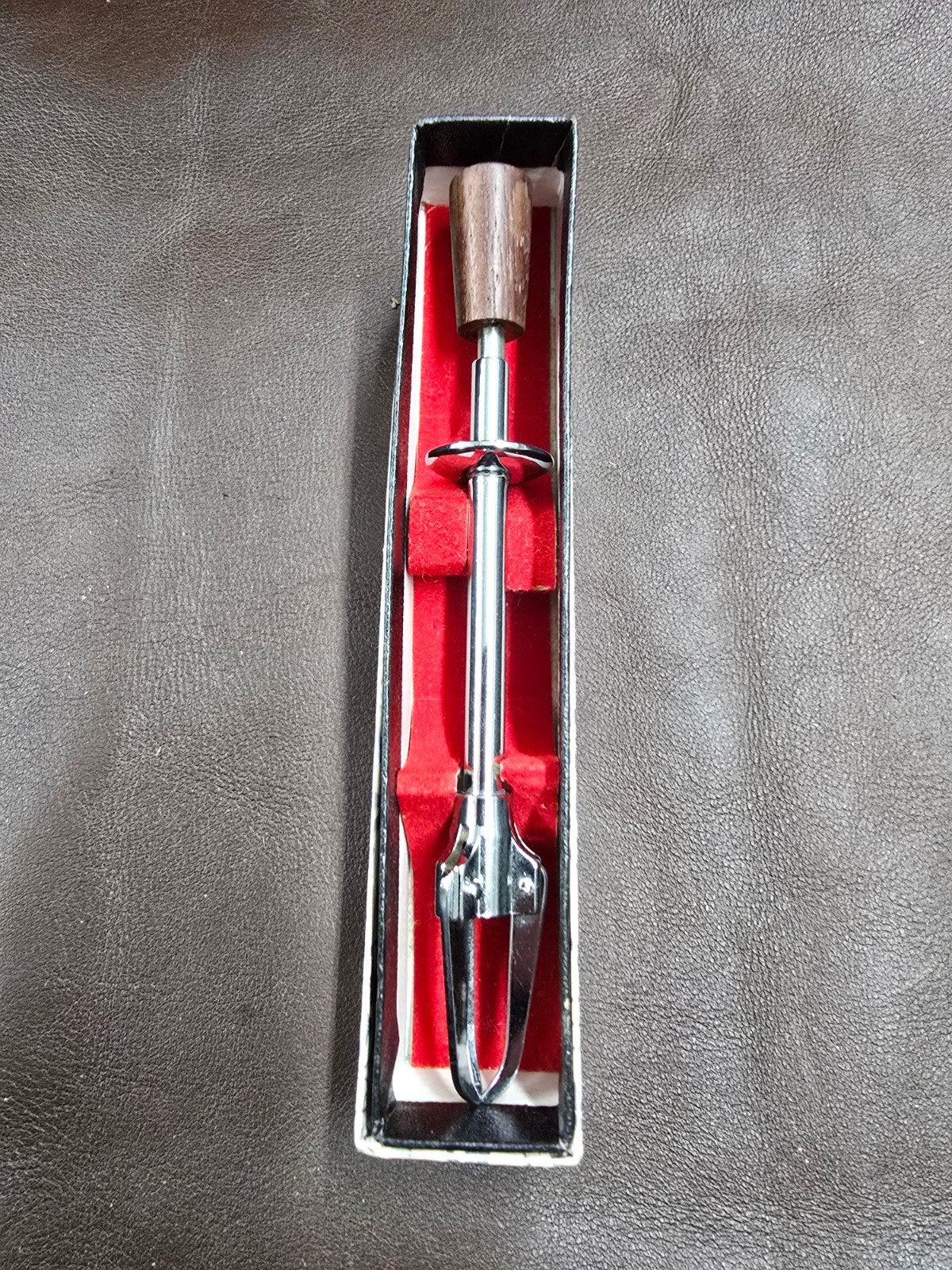 Vintage olijftang met houten handvat in originele doos, Verzenden, Zilver, Metaal, Overige merken