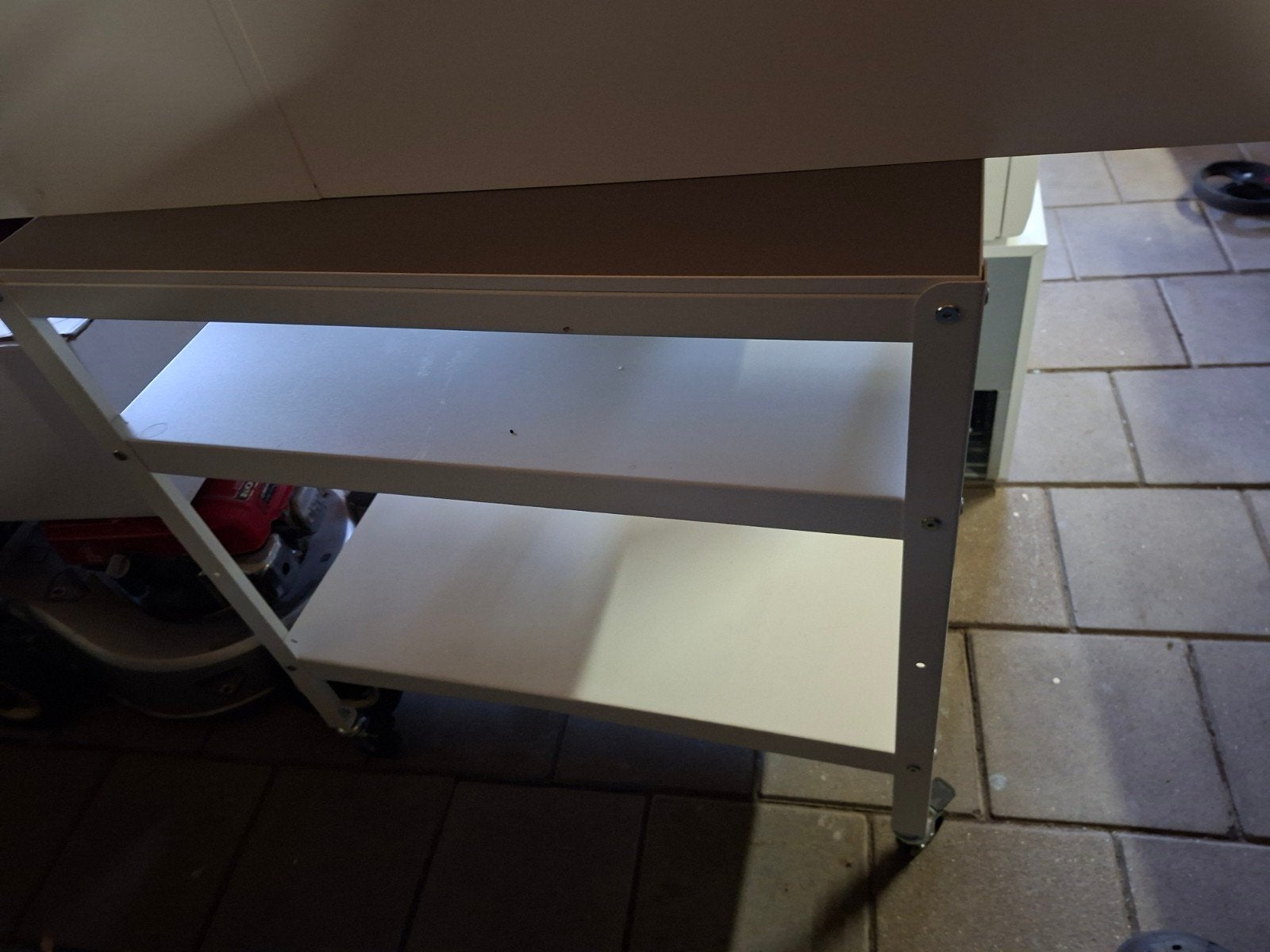 Metalen tafel Ikea op wielen, Huis en Inrichting, Ophalen, Metaal of Aluminium, 75 cm of meer, 60 cm of meer