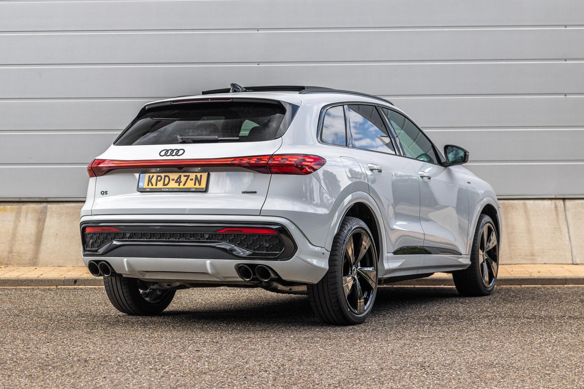 Audi Q5 2.0 TFSI 299pk e-hybrid Quattro S edition | Panorama, Auto's, Audi, Automaat, Stof, Gebruikt, 4 cilinders