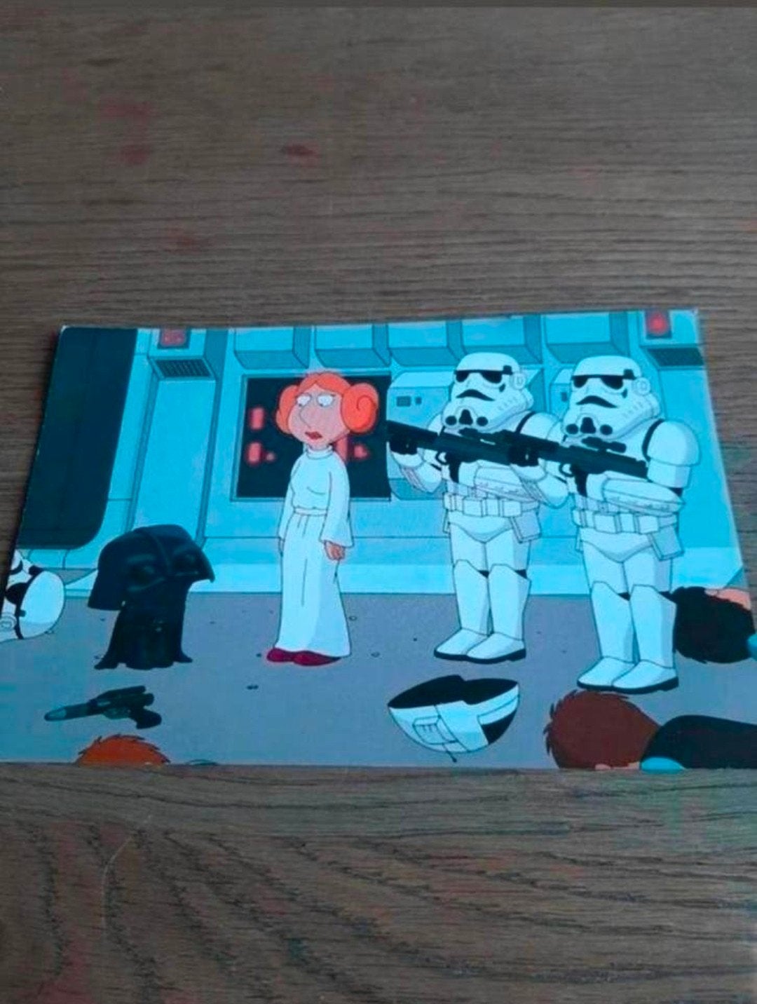 Fotokaart Family Guy Star Wars Blue Harvest, Ophalen of Verzenden, Zo goed als nieuw, Tv, Foto of Kaart