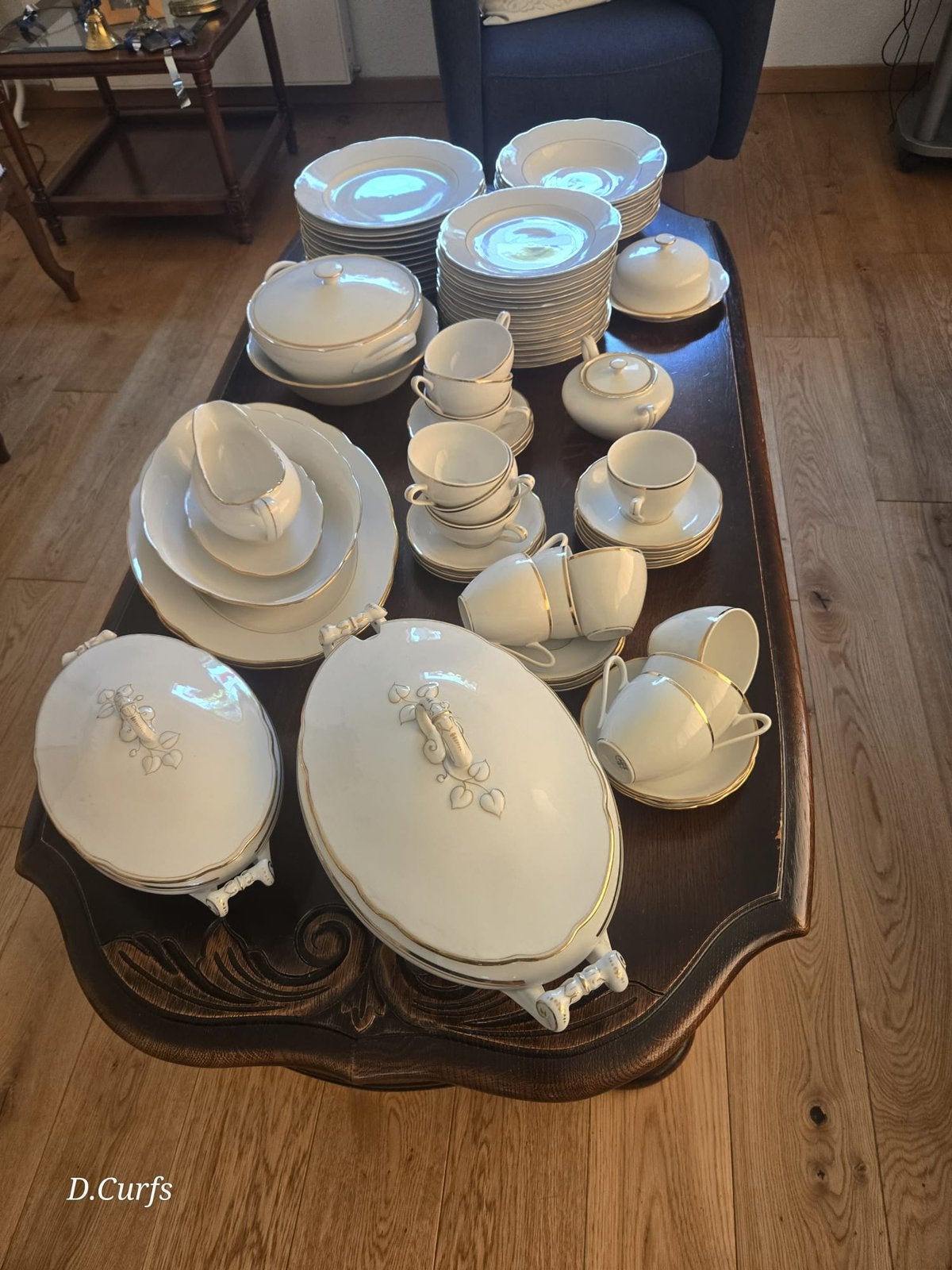 Moritz Zdekauer servies, Ophalen