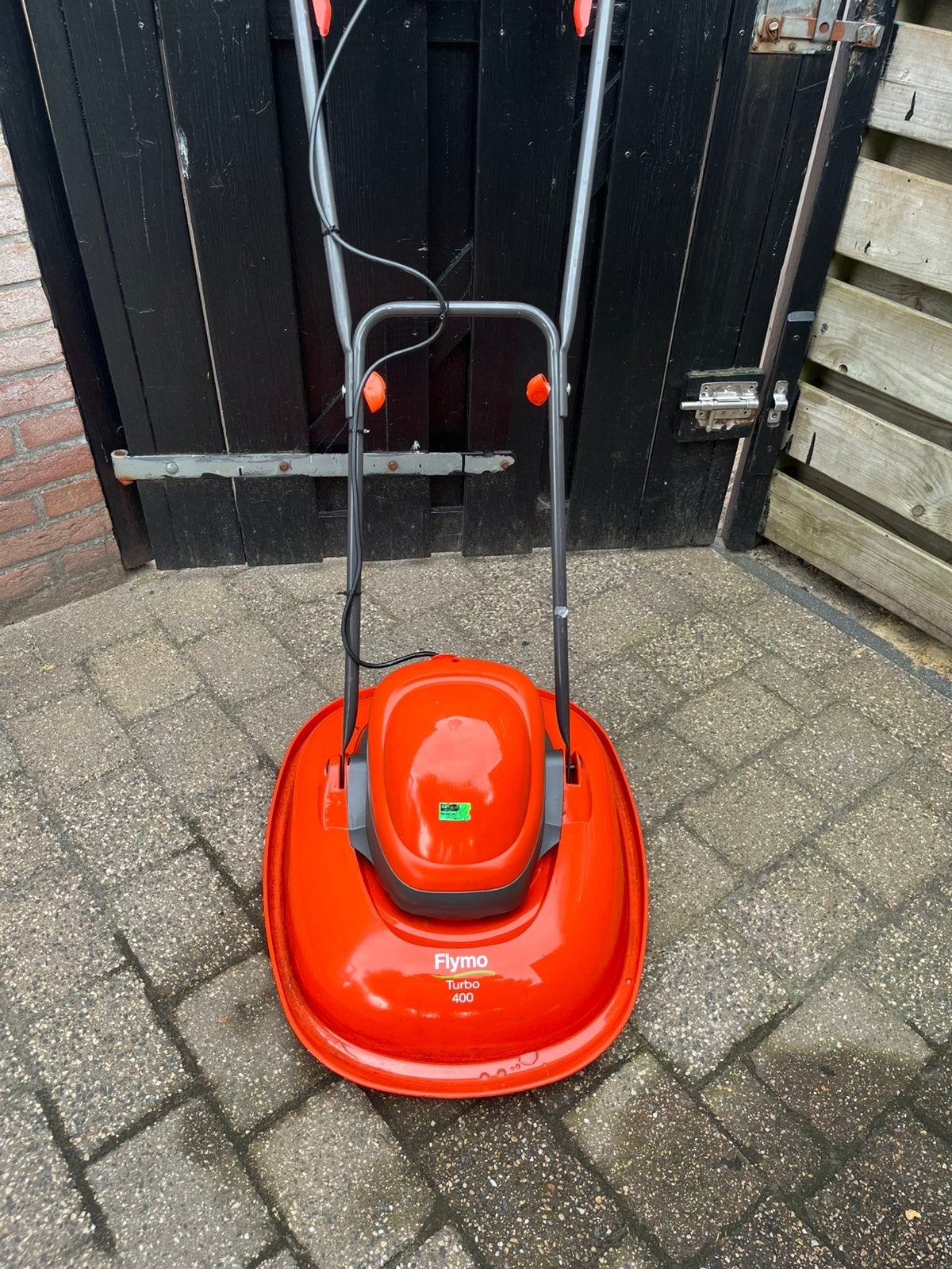 Flymo  Zweefmaaier Turbo 400, Zweefmaaier, Ophalen of Verzenden, Zo goed als nieuw