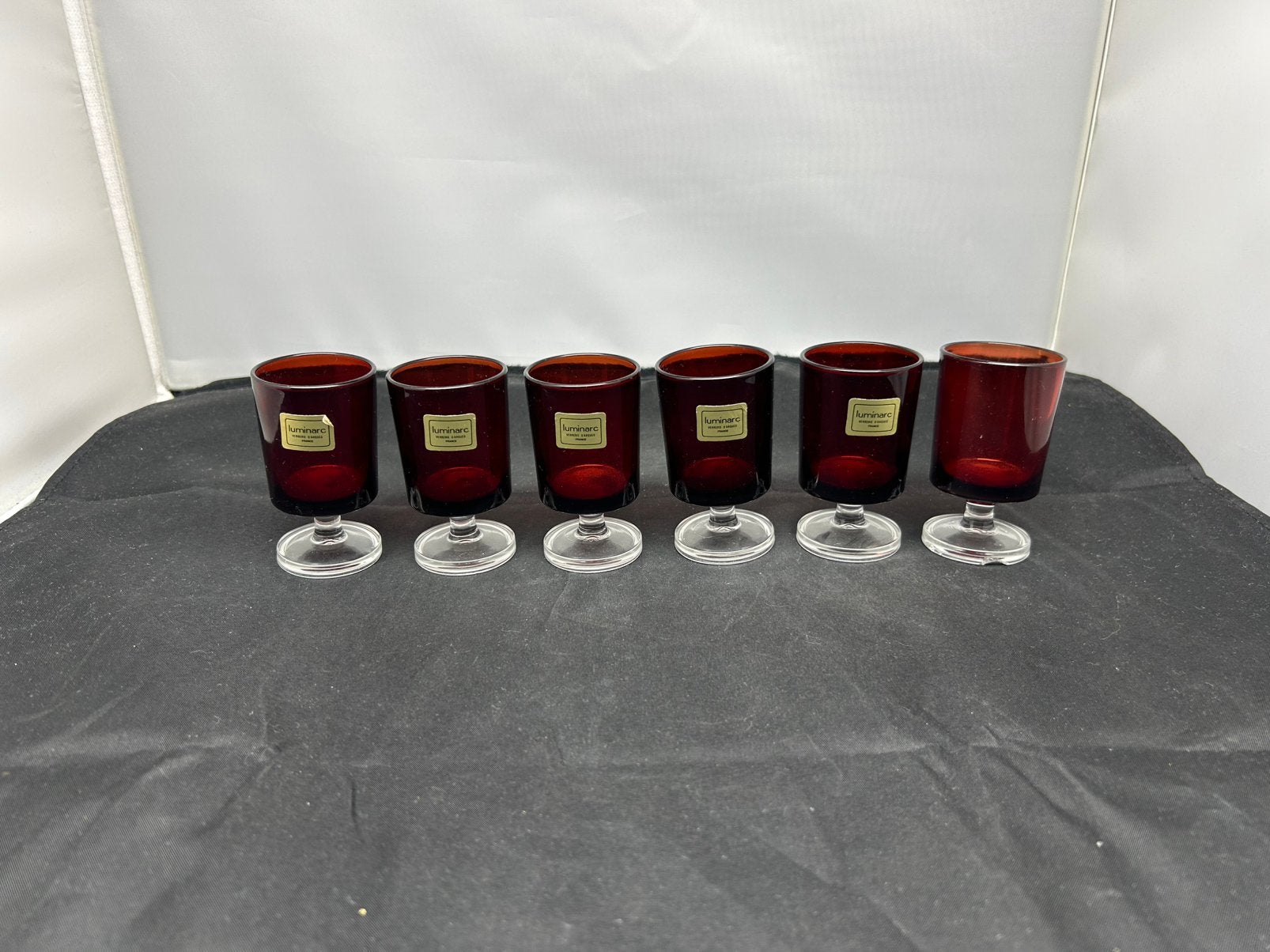 6x Vintage Luminarc Cavalier rode borrelglaasjes, Glas of Glazen, Ophalen of Verzenden, Overige stijlen, Glas