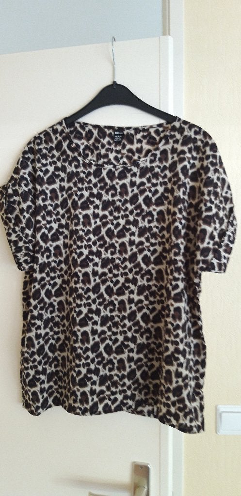 shirt in maat 44 van Shein, Kleding | Dames, Meerkleurig, Maat 42/44 (L), Ophalen of Verzenden, Zo goed als nieuw