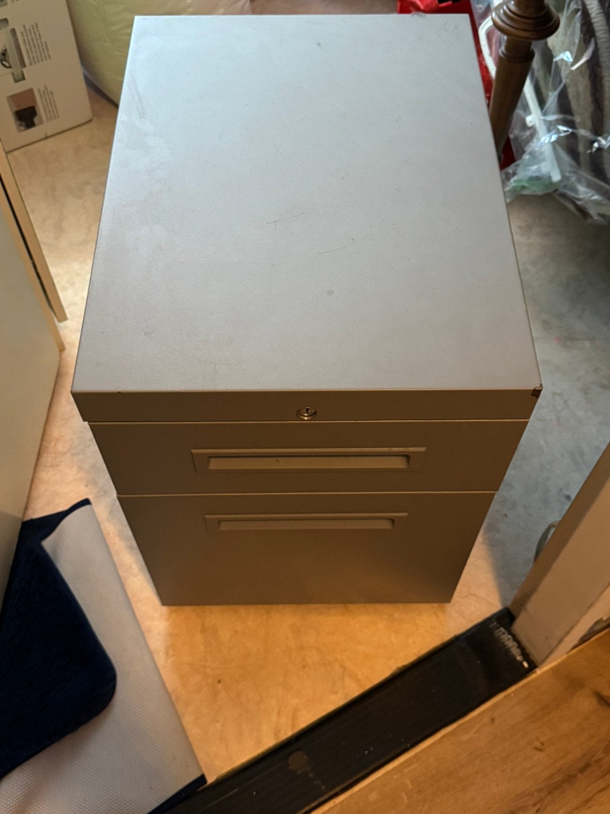 Archiefkast op wielen met slot/sleutel, Ophalen, Minder dan 50 cm, Zo goed als nieuw, Minder dan 100 cm