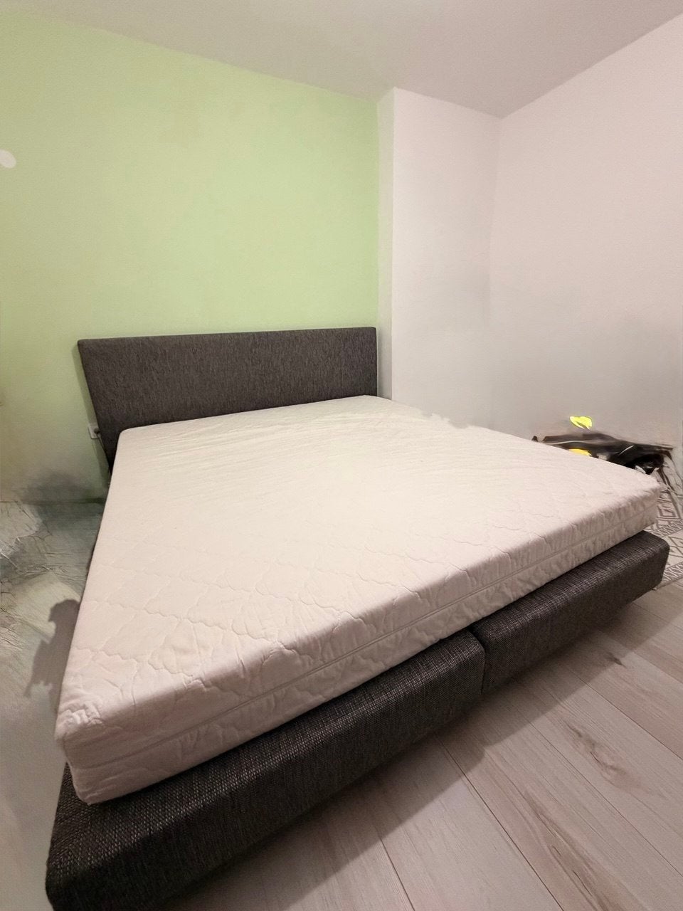 Matras, 2 jaar oud (Foam mattress), Tweepersoons, Ophalen of Verzenden, Zo goed als nieuw, 180 cm