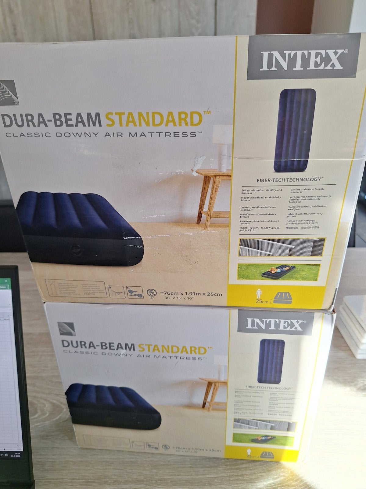 2x Intex Dura-Beam Standard luchtbed, Ophalen of Verzenden, Zo goed als nieuw, 1-persoons