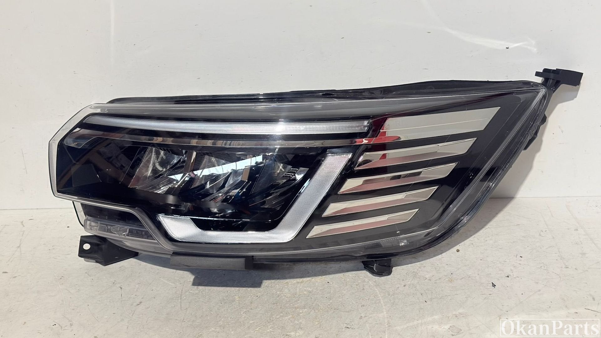 Renault Trafic III Facelift LED koplamp Links 260601790, Info@fabrikant.eu, Fabrikantstraat 1
1000 AA  Amsterdam, NL, Ophalen of Verzenden