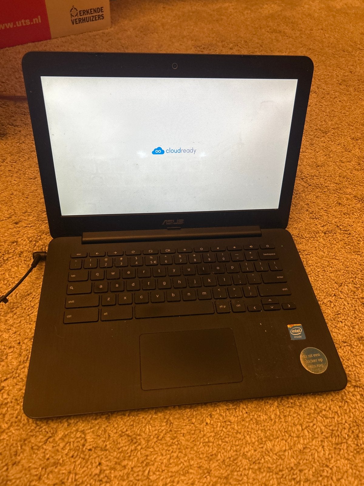 ASUS C300MA-RO005 Chromebook - Audio defect. Ruil voor chips, Ophalen, Gebruikt, Minder dan 4 GB, Qwerty