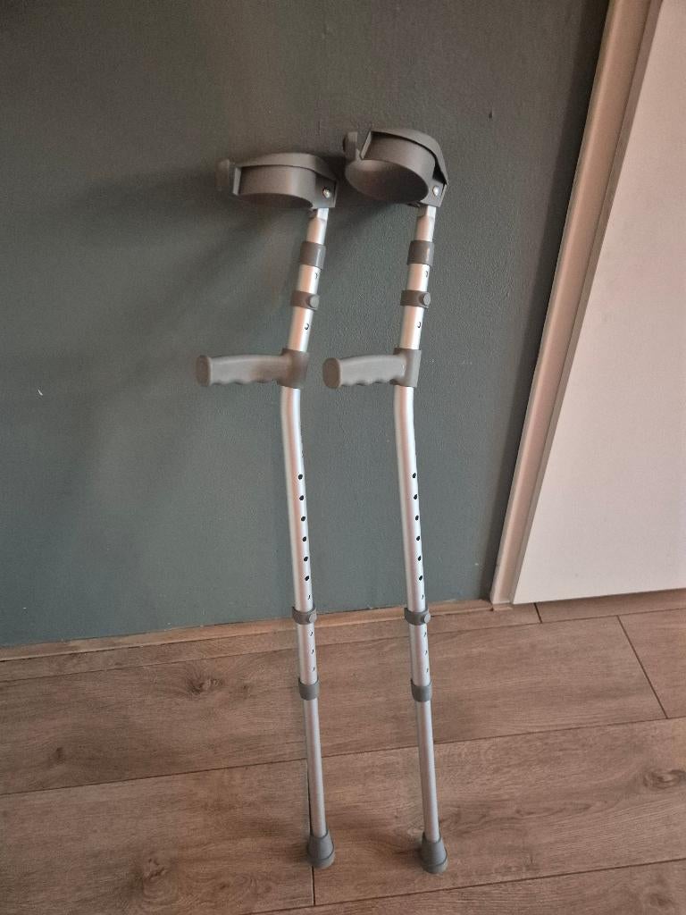 Kinderkrukken, Diversen, Loopkrukken, Ophalen, Zo goed als nieuw