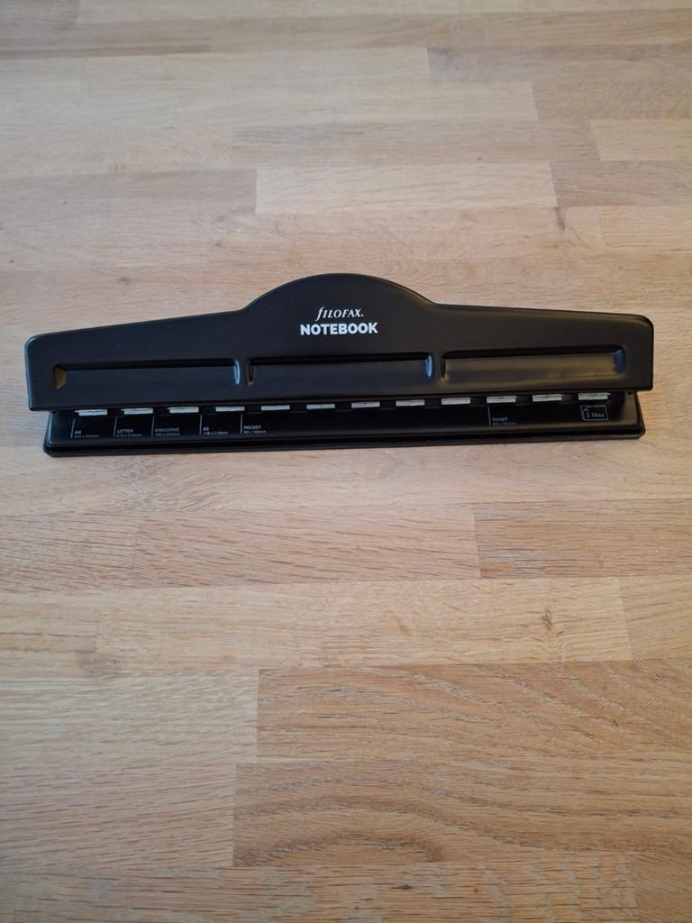Filofax notebook perforator, Hobby en Vrije tijd, Ophalen, Zo goed als nieuw