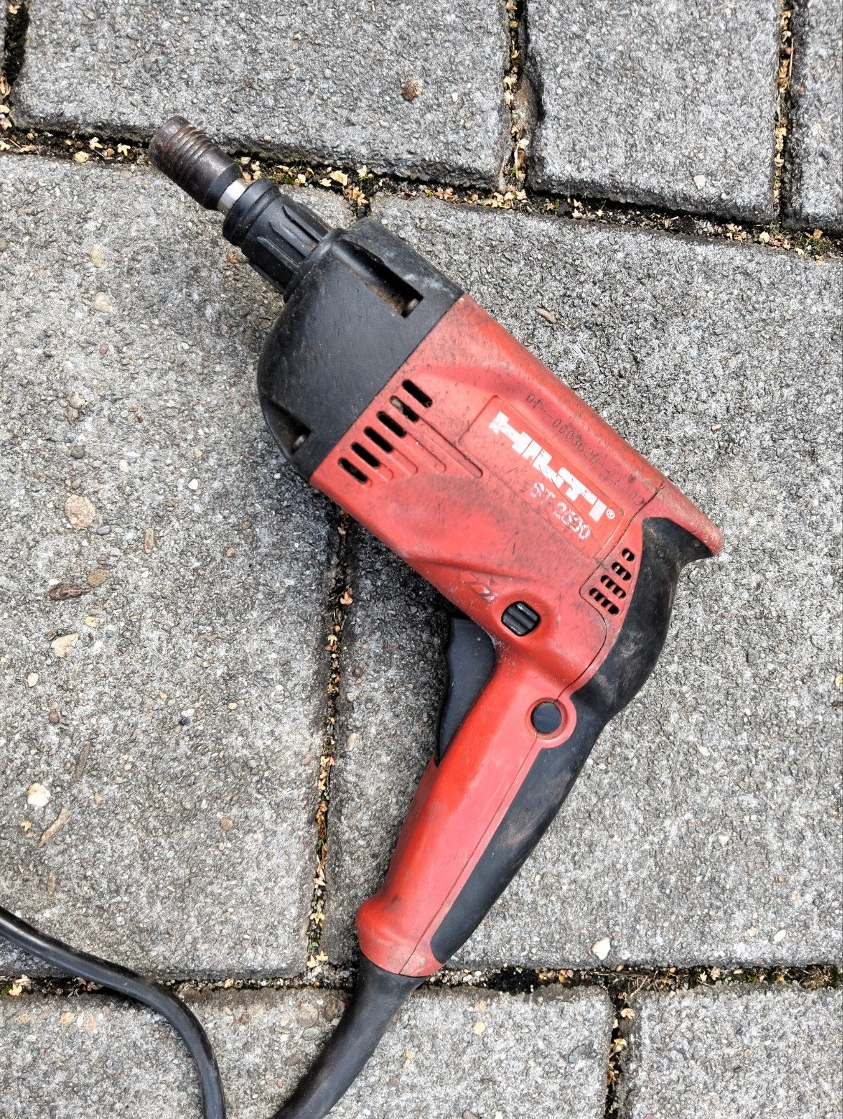 Hilti ST 2500 Schroefmachine - Gebruikt maar functioneel, Doe-het-zelf en Verbouw, Gereedschap | Boormachines, Contact@hilti.com