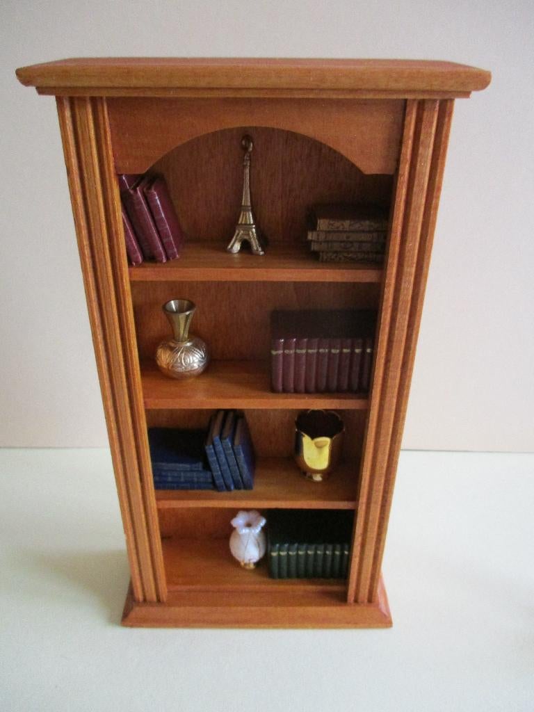 poppenhuis boekenkast met acc., Ophalen of Verzenden, Zo goed als nieuw, Decoratie