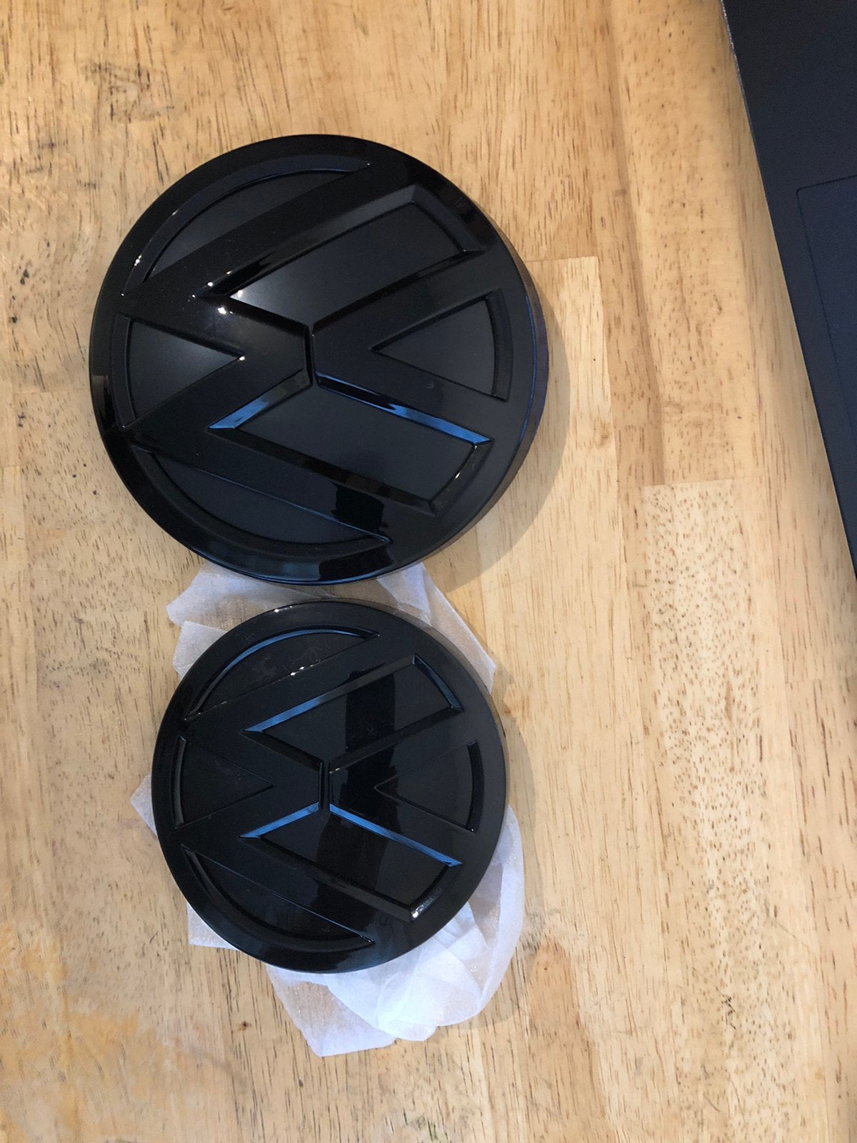Volkswagen golf 7.5 embleem logo zwart, Auto diversen, Ophalen, Nieuw