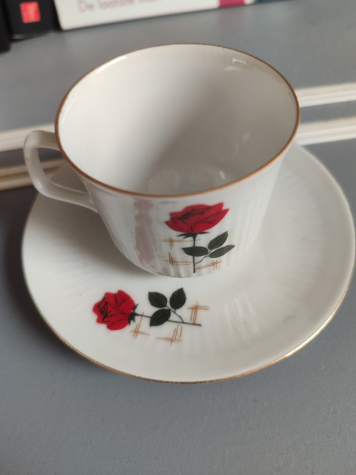 Vintage Bareuther Waldsassen kop en schotel - Rode Roos, Antiek en Kunst, Ophalen