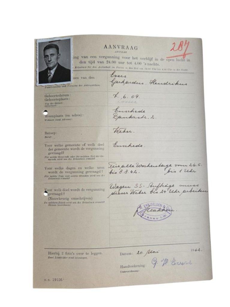 nederlandse ww2 aanvraag document uit enschede, Verzamelen, Militaria | Tweede Wereldoorlog, Ophalen of Verzenden, Nederland