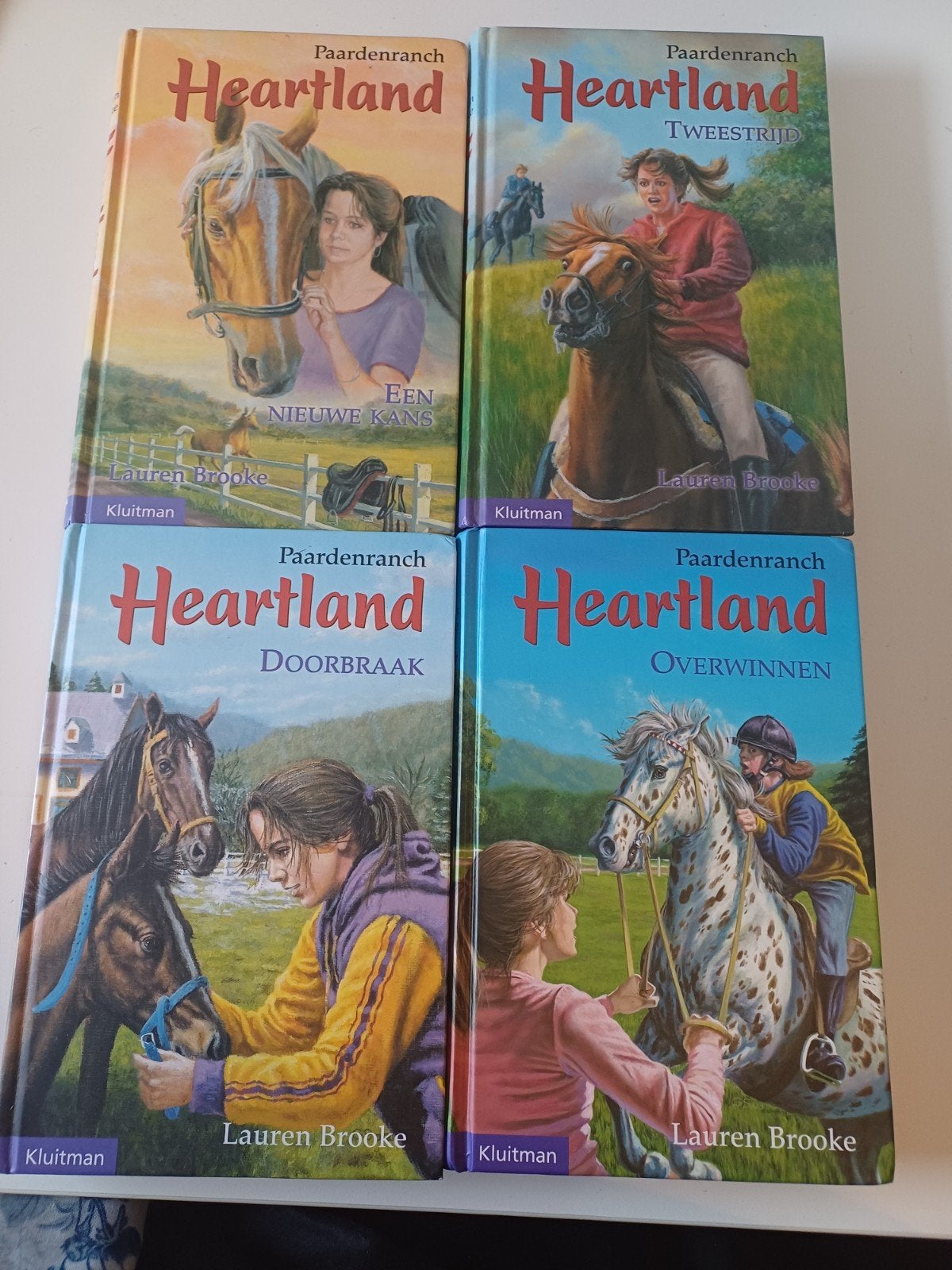 Heartland boeken / 4 stuks, Boeken, Ophalen of Verzenden, Zo goed als nieuw