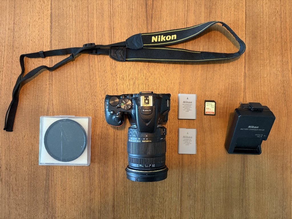 Nikon D5500 + Sigma 17-50 MM 2.8F met accessoires, Audio, Tv en Foto, Fotocamera's Digitaal, Spiegelreflex, Ingebouwde flitser