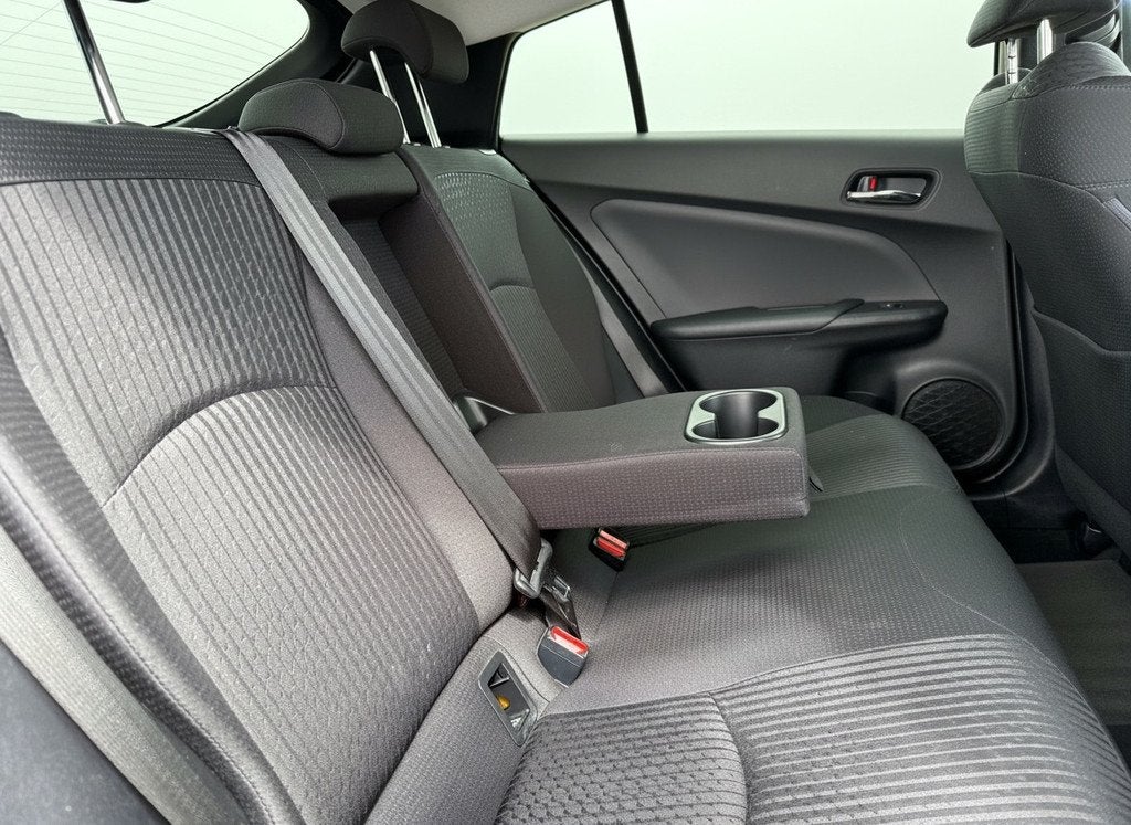 Toyota Prius 1.8 Hybrid Dynamic Aut., Navi | Camera | JBL, Stof, 122 pk, Automatische klimaatregeling, Hybride Elektrisch/Benzine