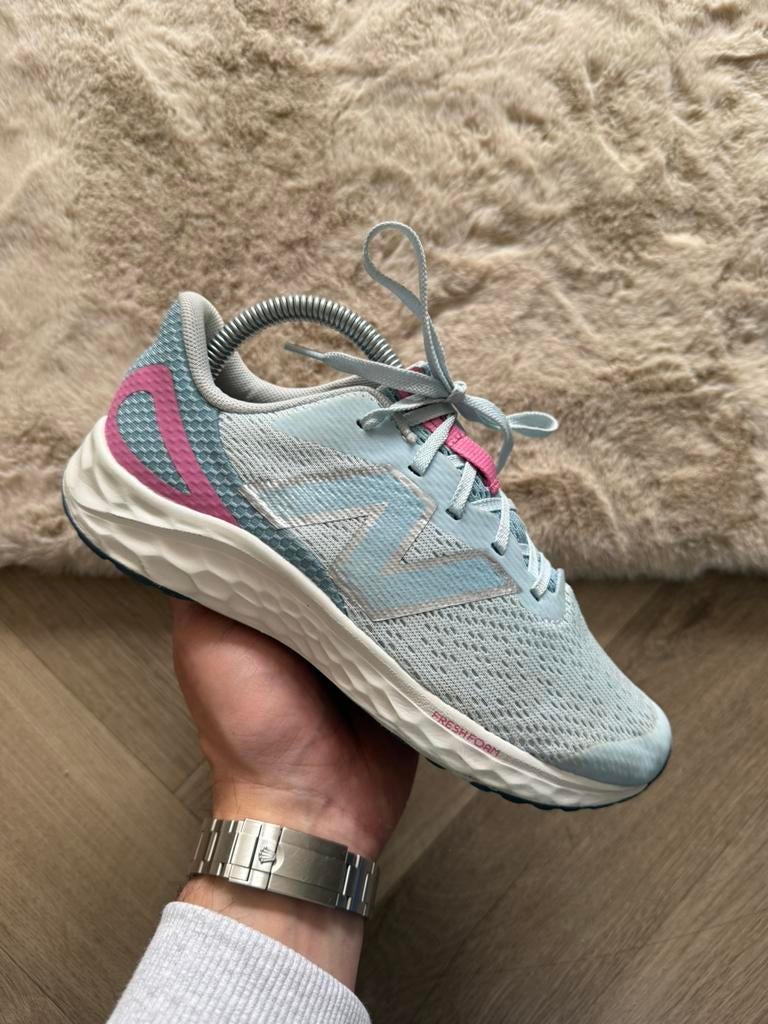 New balance fresh foam arishi v4 blue 37.5, Kleding | Dames, Schoenen, Ophalen of Verzenden, Zo goed als nieuw, Blauw, Sneakers of Gympen