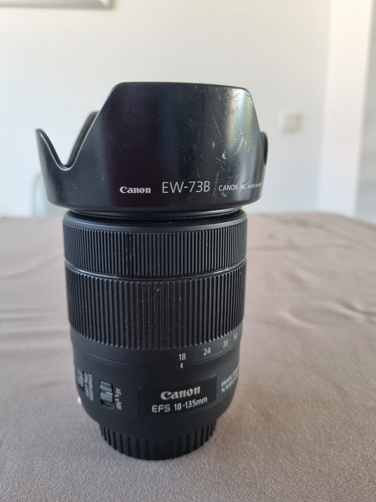 Zoomlens Canon EF-S 18-135MM IS USM, Audio, Tv en Foto, Canon, Ophalen of Verzenden, Standaardlens, Canon EF