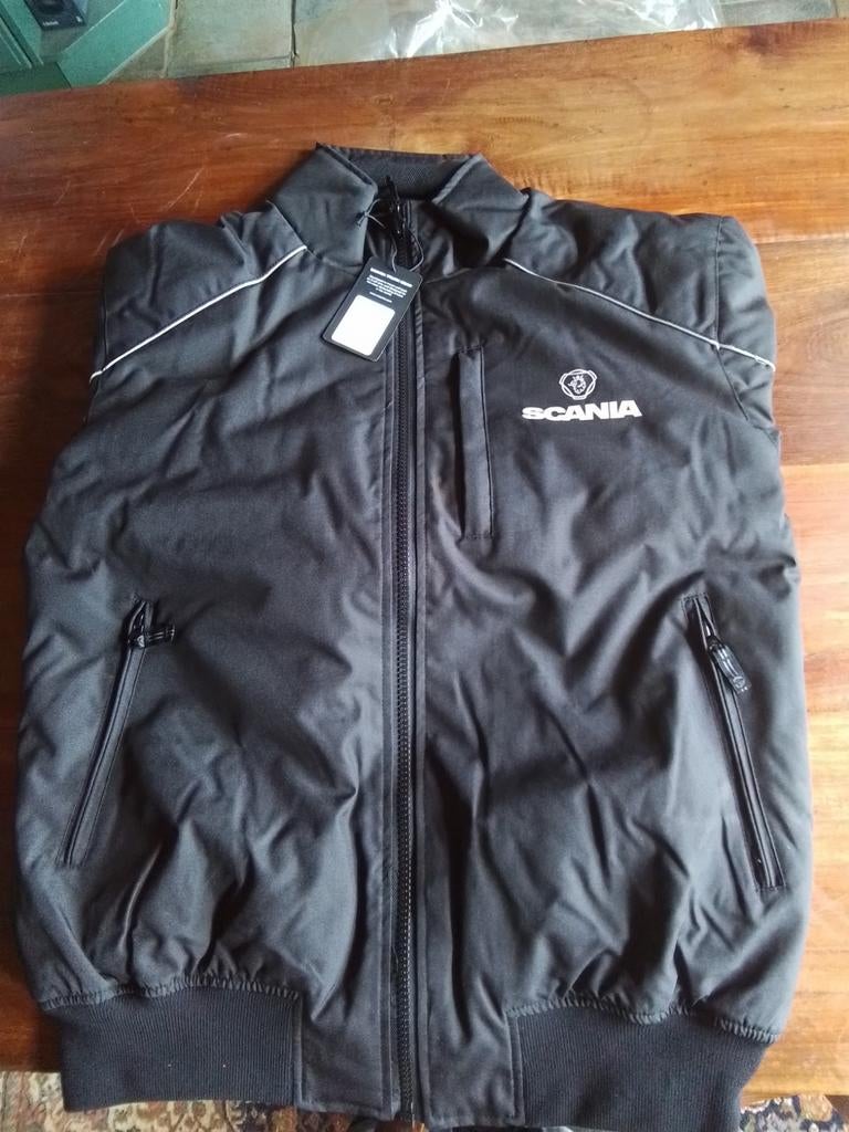 Scania jas nieuw, Kleding | Heren, Ophalen of Verzenden, Nieuw, Maat 56/58 (XL)