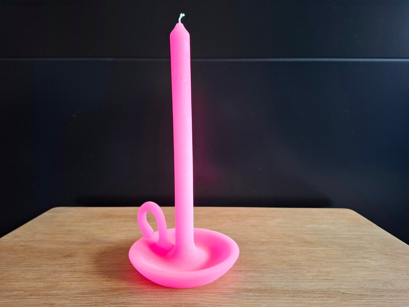 Design kaars / kandelaar Tallow in fluor pink, Ophalen, Zo goed als nieuw, Kaars, Minder dan 25 cm