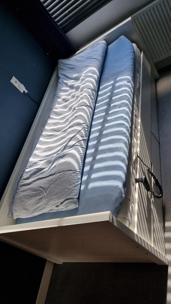 Electrische verstelbaar bed  met grote lades, Ophalen, Eenpersoons, Hout, 100 cm