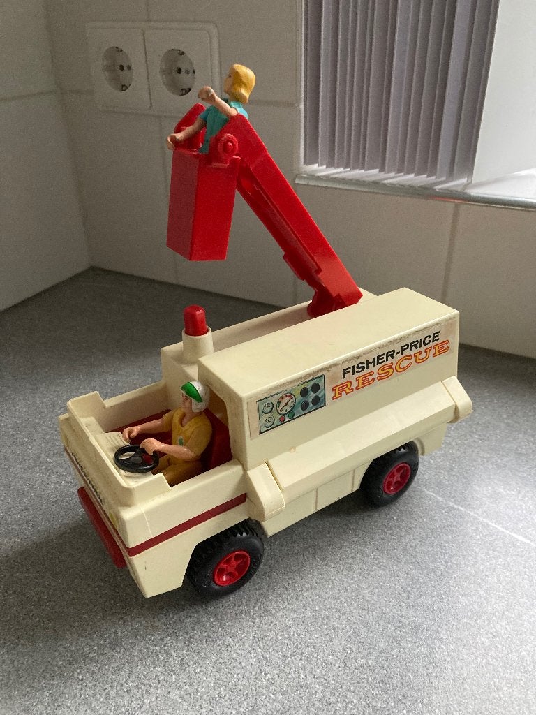Fisher Price rescue set 303, vintage, 2 poppetjes, Ophalen of Verzenden, Gebruikt, Speelset, Met geluid