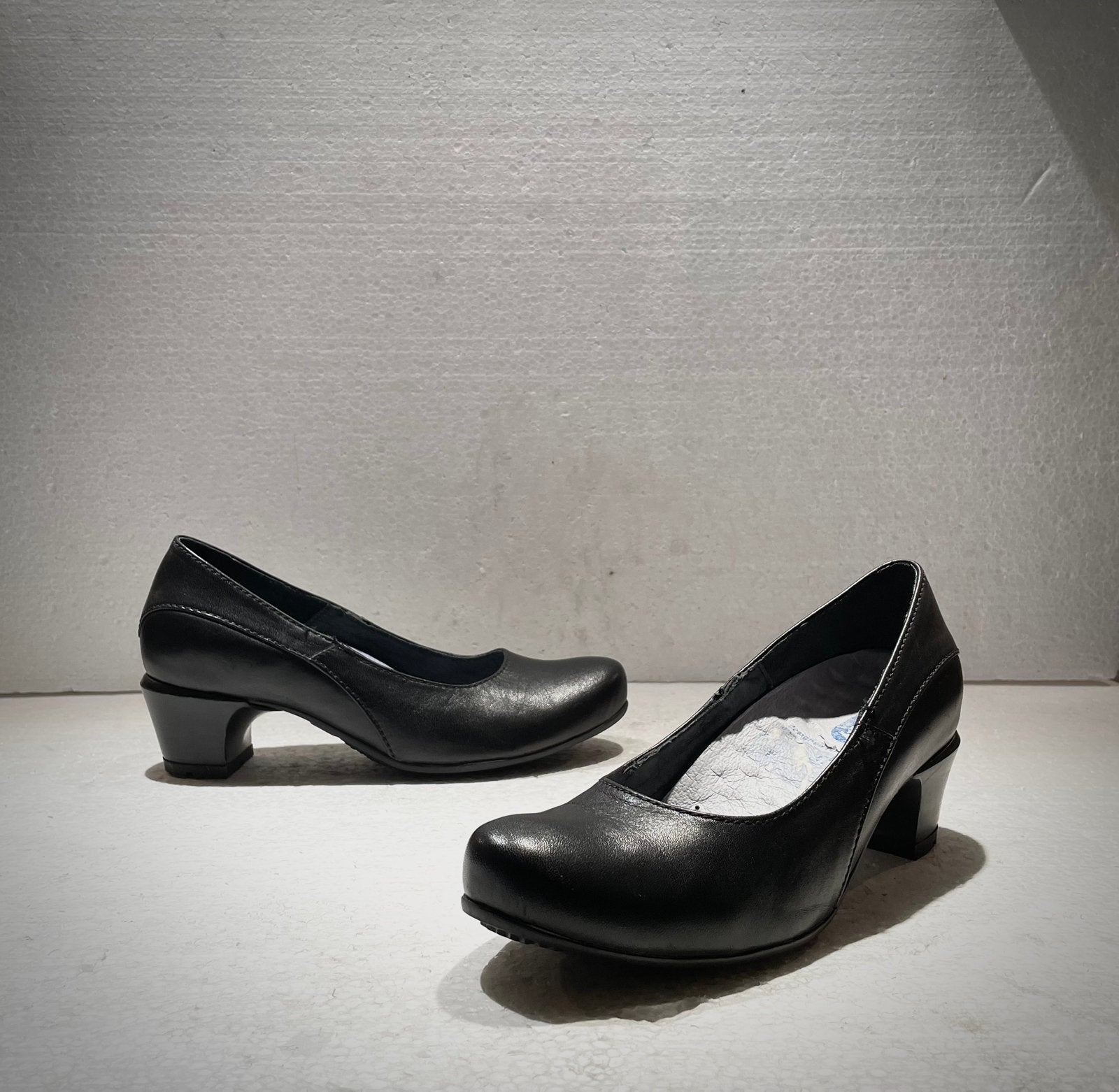 Wolky Comfort lage ‘ pump ‘ / schoenen met lage hak zwart 37, Ophalen of Verzenden, Zwart, Schoenen met lage hakken