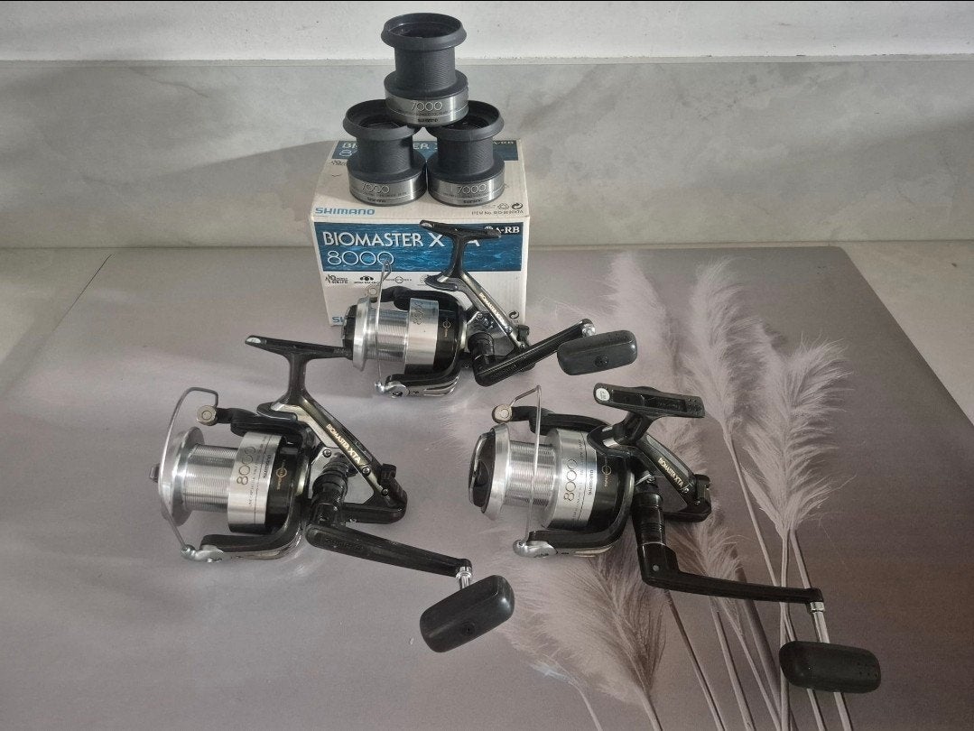 3x Shimano Biomaster XTA karpermolens met reservespoelen, Watersport en Boten, Ophalen of Verzenden, Gebruikt, Molen