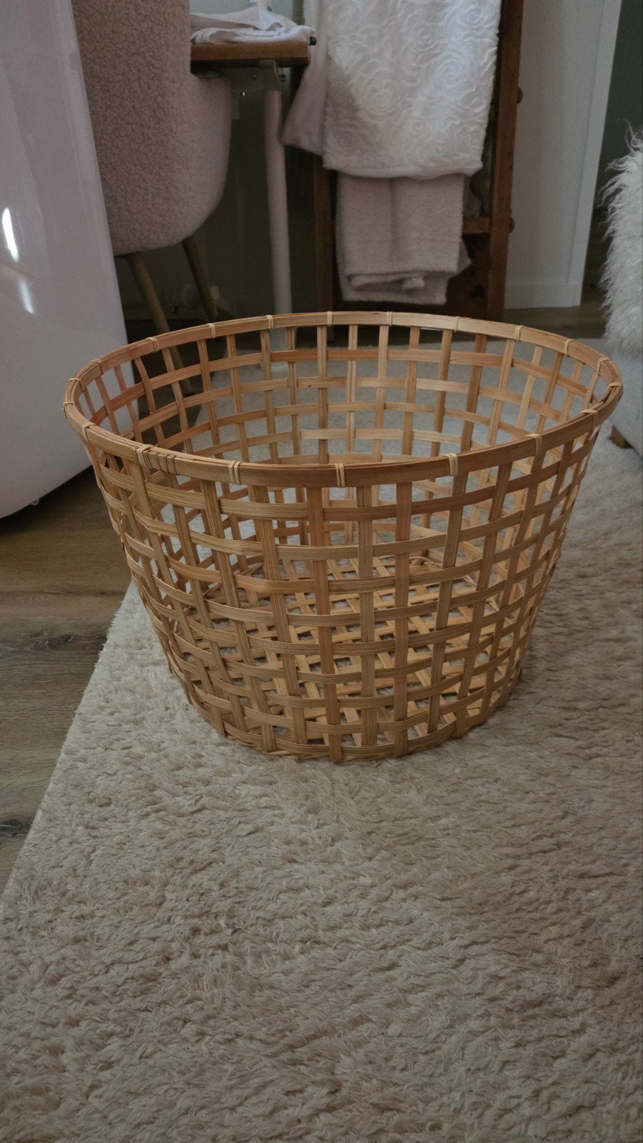 Grote rieten ikea mand, doorsnede 48-50cm, hoogte 31cm, Ophalen, Gebruikt, Gevlochten, Mand