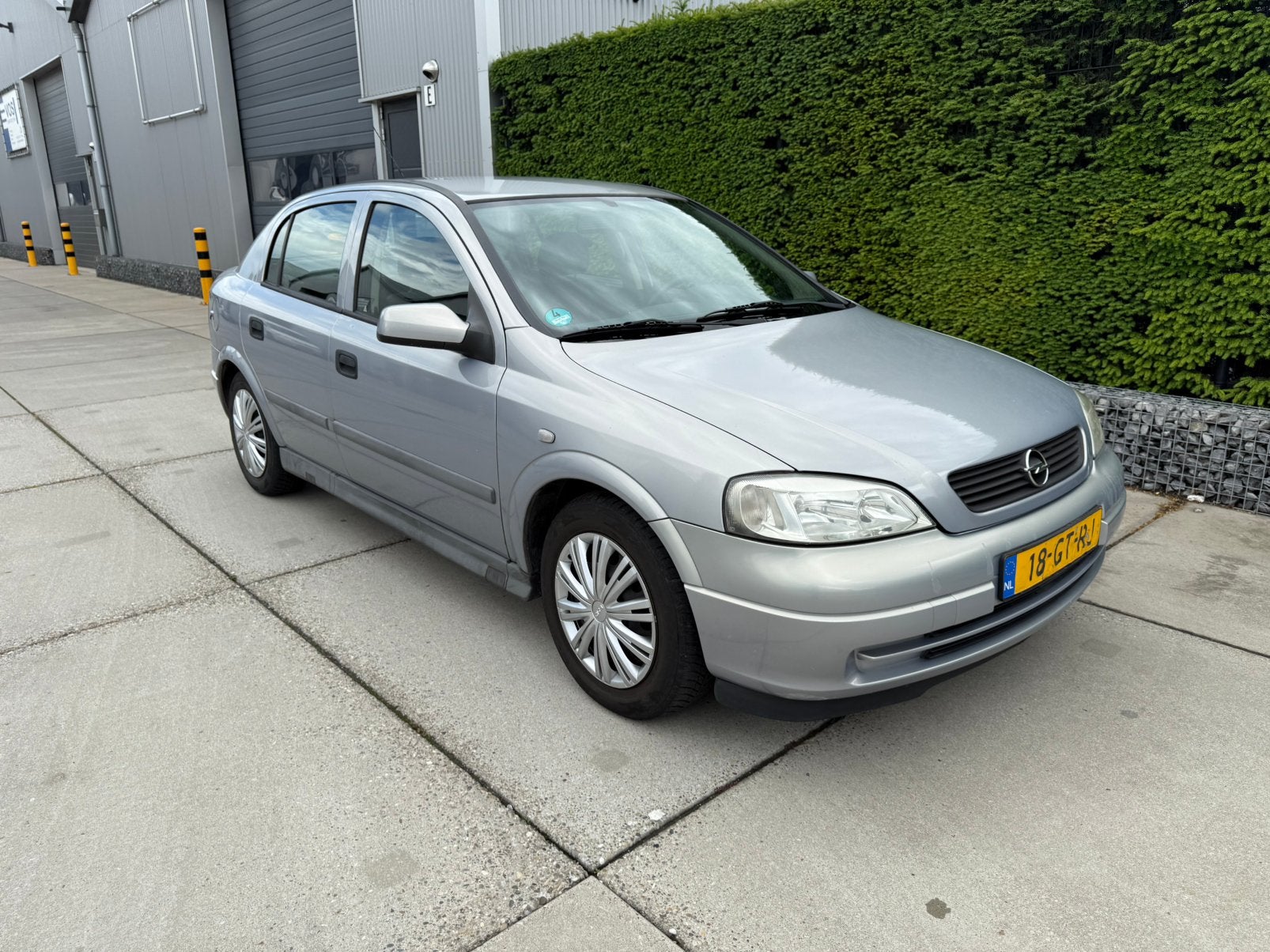 Opel Astra 1.6 16V GL | Trekhaak! | 2001 | 5deurs | APK! |, Auto's, Voorwielaandrijving, Metallic lak, Stof, Zwart