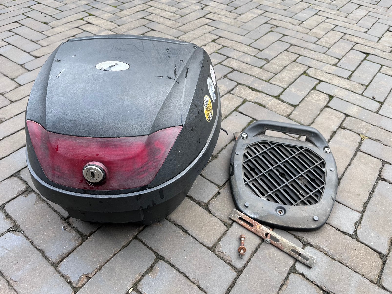 Motorkoffer inclusief bevestigingsplaat, Motoren, Ophalen of Verzenden, Gebruikt