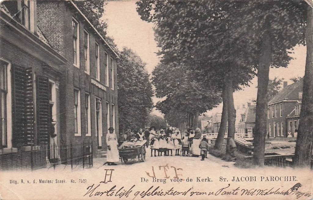 702-127-025 De Brug Voor De Kerk St Jacobi Parochie, Verzamelen, Verzenden, Voor 1920, Friesland