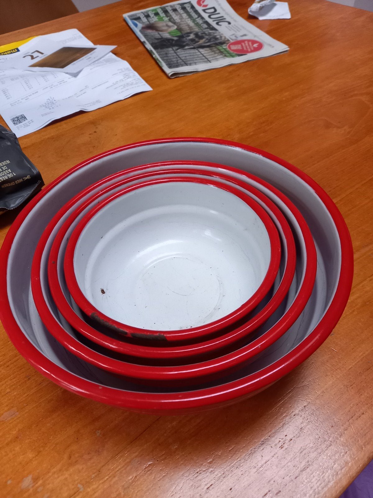email schalenset rood met gouden randje, Ophalen