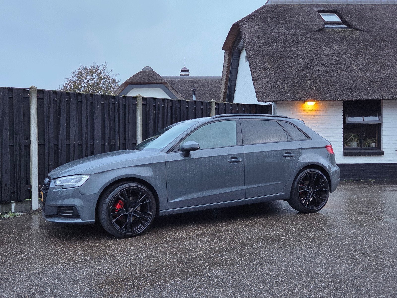 Audi A3 1.5 Tfsi 150pk CoD Ultra S-tronic 2019 Grijs, Auto's, 15 km/l, 1498 cc, 4 cilinders, 1245 kg