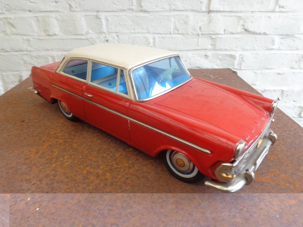 Bandai Opel Rekord P2 grote versie! 27cm, Verzenden