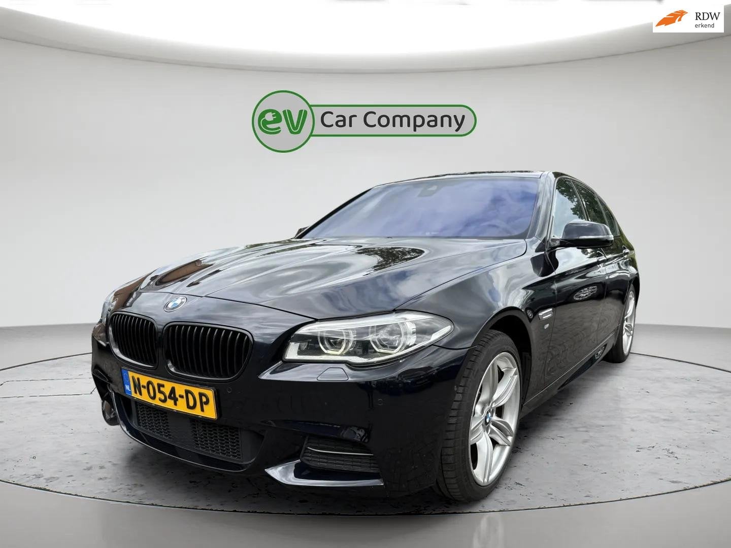 BMW 5-serie 550xi M Sport Edition | Volledig Onderhouden | B, Auto's, Automaat, Gebruikt, 2000 kg, 4395 cc